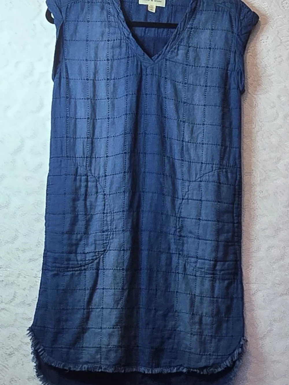 Cloth & Stone Quilted Denim High-Low Tunic Dress Blue XS Frayed Pockets - Picture 3 of 11